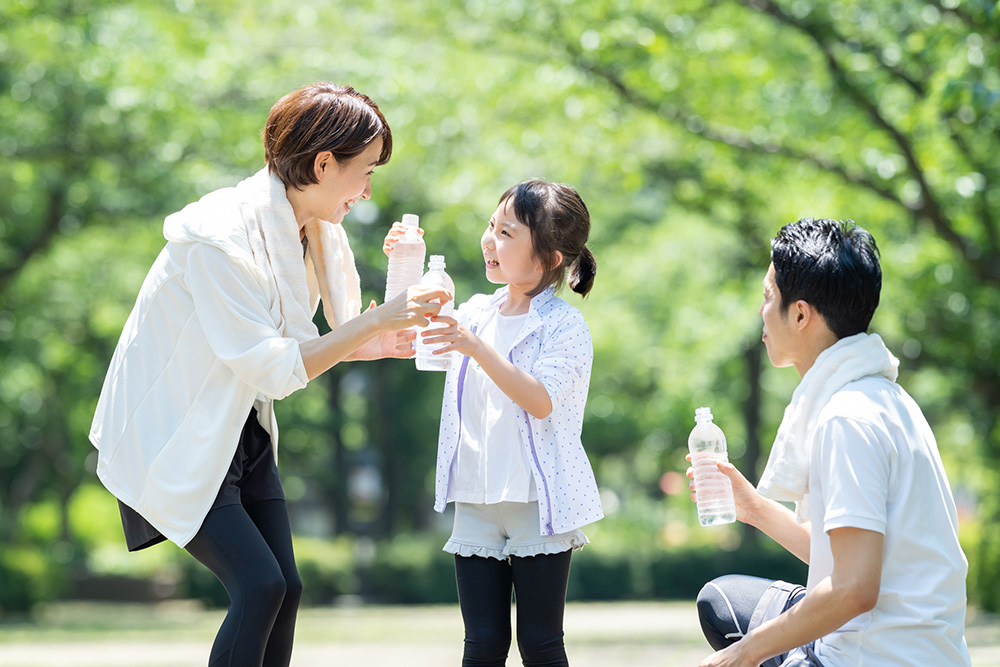 どうやって摂る？熱中症対策での水分・塩分の補給方法